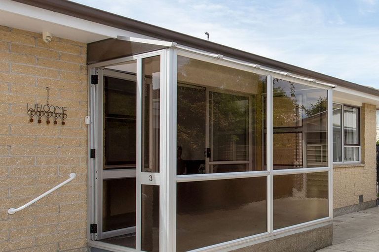 Photo of property in 3/155 Bowhill Road, New Brighton, Christchurch, 8083