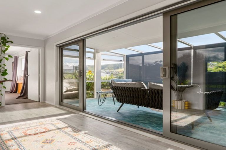 Photo of property in 10 Hillview Road, Waihi Beach, 3611