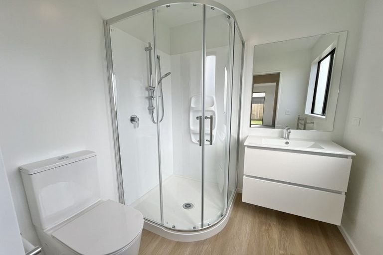 Photo of property in 37 Rita Angus Road, Belfast, 8051