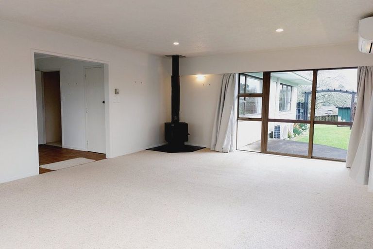 Photo of property in 24 Ridgeway Road, Pukekohe, 2120