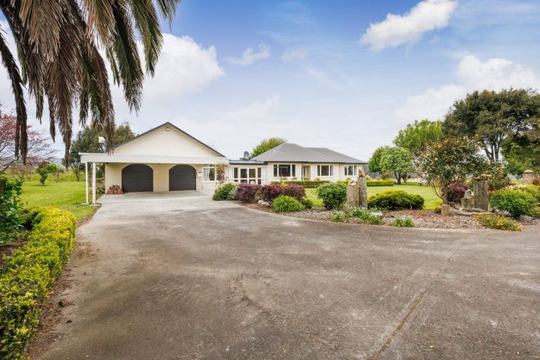 Photo of property in 158a-b Walkers Road, Longburn, Palmerston North, 4477
