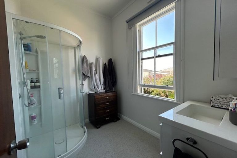 Photo of property in 6 Burnell Avenue, Thorndon, Wellington, 6011