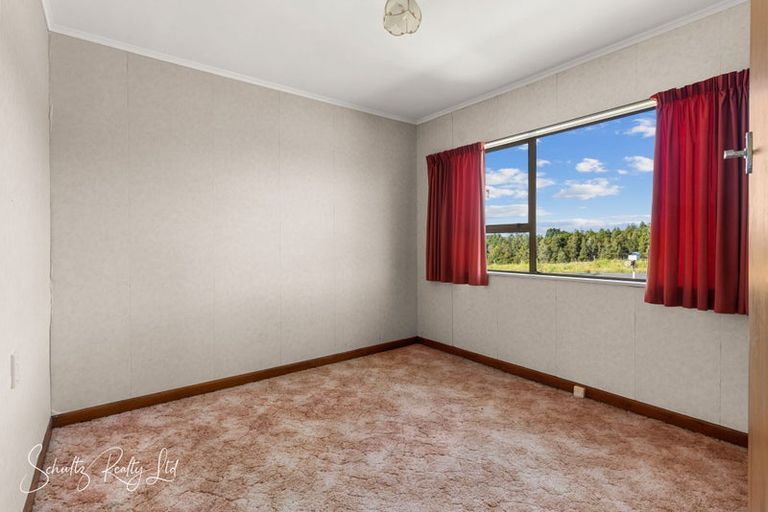 Photo of property in 55 Gorge Road, Maungaturoto, 0520