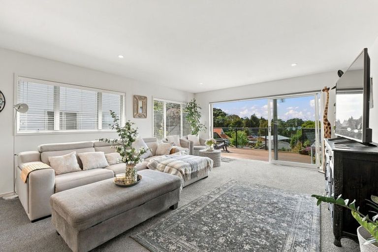 Photo of property in 9 Coach Drive, Otumoetai, Tauranga, 3110