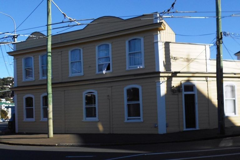 Photo of property in 218 Rintoul Street, Berhampore, Wellington, 6023