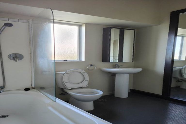 Photo of property in 101 Albionvale Road, Glen Eden, Auckland, 0602