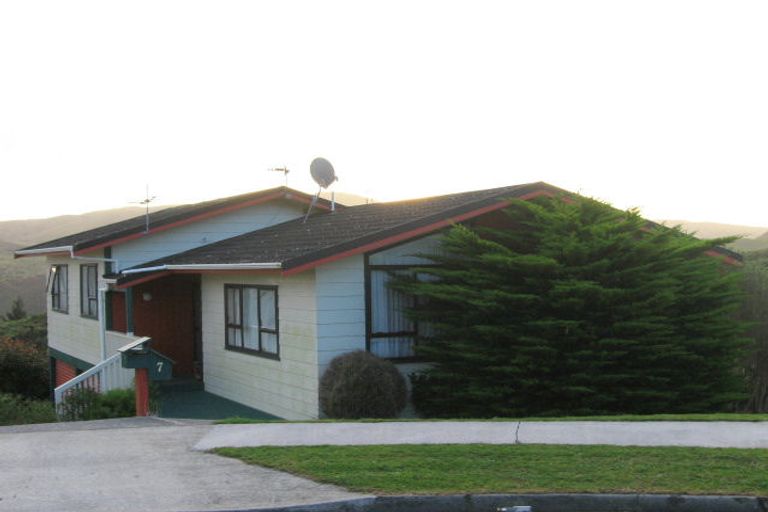 Photo of property in 7 Bluff Close, Kelson, Lower Hutt, 5010