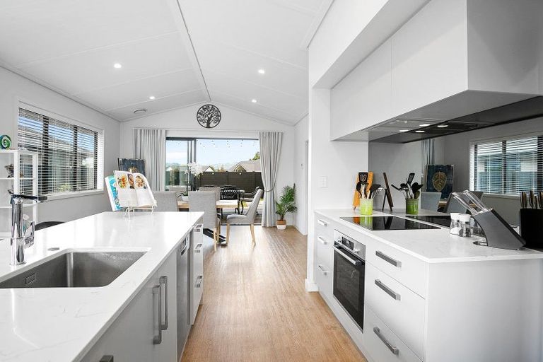 Photo of property in 7 Lewis Way, Cambridge, 3434