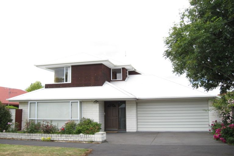 Photo of property in 2 Nepal Place, Burnside, Christchurch, 8053