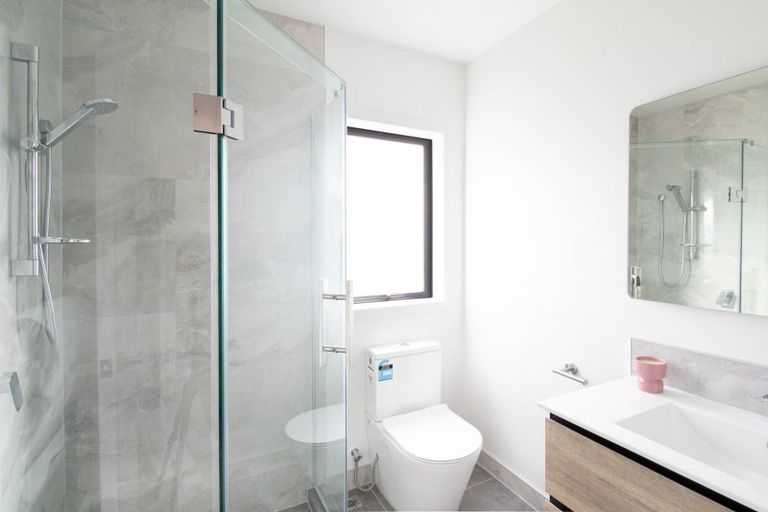 Photo of property in 2/47 Chedworth Avenue, Chedworth, Hamilton, 3210