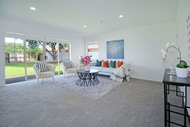 Photo of property in 18 Regalwood Place, Favona, Auckland, 2024