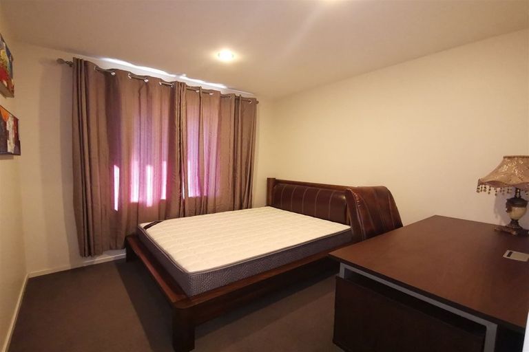 Photo of property in 2 Okuku Place, Hei Hei, Christchurch, 8042