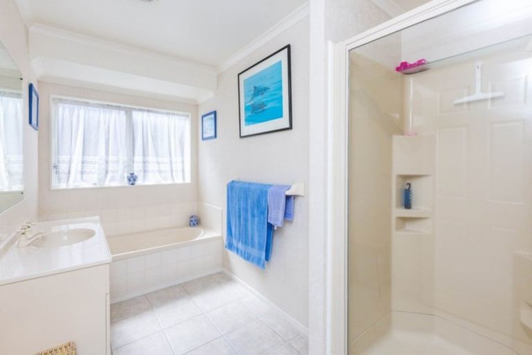 Photo of property in 43a Sheridan Crescent, Trentham, Upper Hutt, 5018