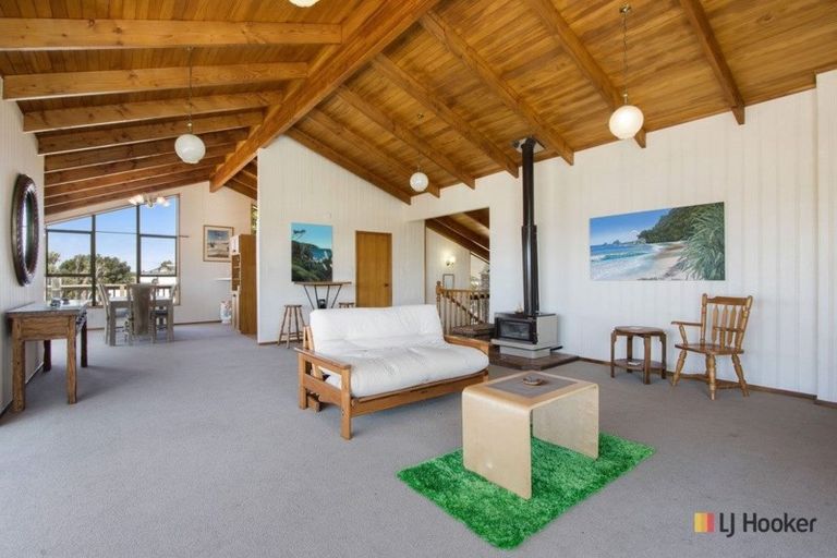 Photo of property in 81 Beach Road, Waihi Beach, 3611