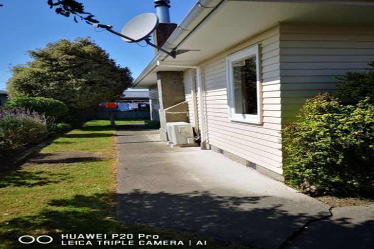 Photo of property in 2a Gebbie Road, Taradale, Napier, 4112