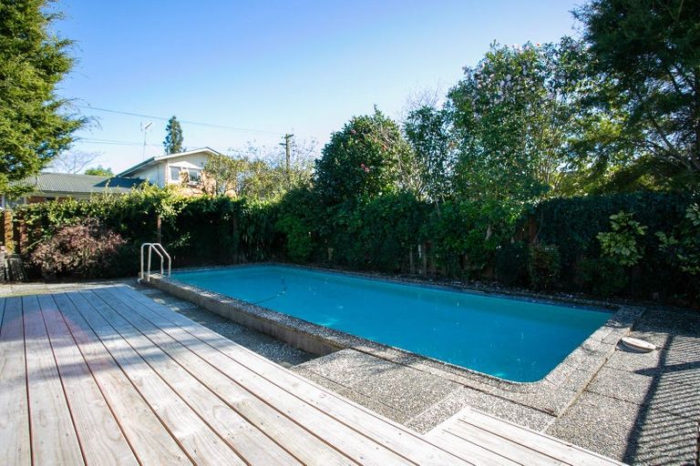 Photo of property in 54 Regent Street, Silverdale, Hamilton, 3216