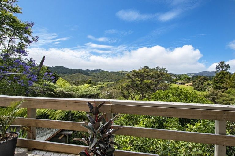 Photo of property in 3 Oakura Road, Oakura, Hikurangi, 0184