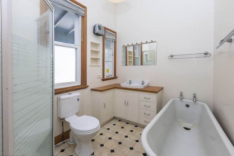 Photo of property in 33 Collingwood Street, New Brighton, Christchurch, 8061