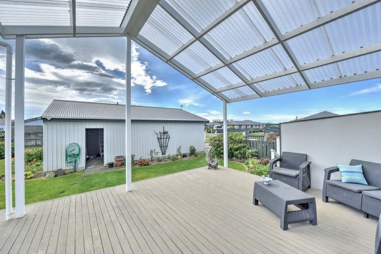 Photo of property in 22 Manse Street, Edendale, 9825