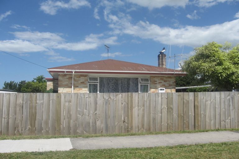 Photo of property in 26 Dunlop Road, Te Puke, 3119