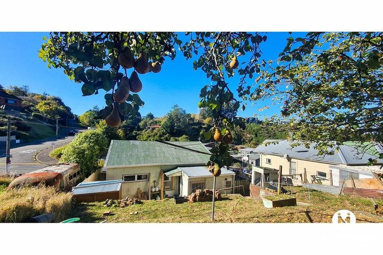 Photo of property in 102 Glen Road, The Glen, Dunedin, 9011