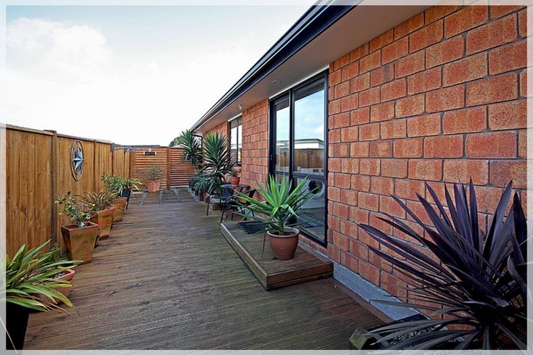 Photo of property in 15 Forbes Road, Foxton Beach, Foxton, 4815