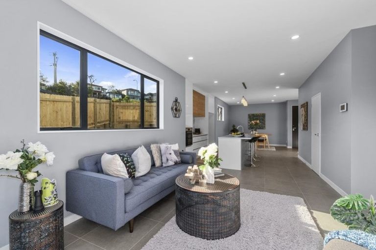 Photo of property in 41 Waka Street, Albany Heights, Auckland, 0632