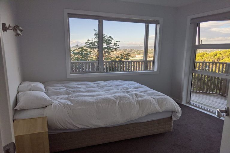 Photo of property in 7 Pari Tai Way, Houghton Bay, Wellington, 6023