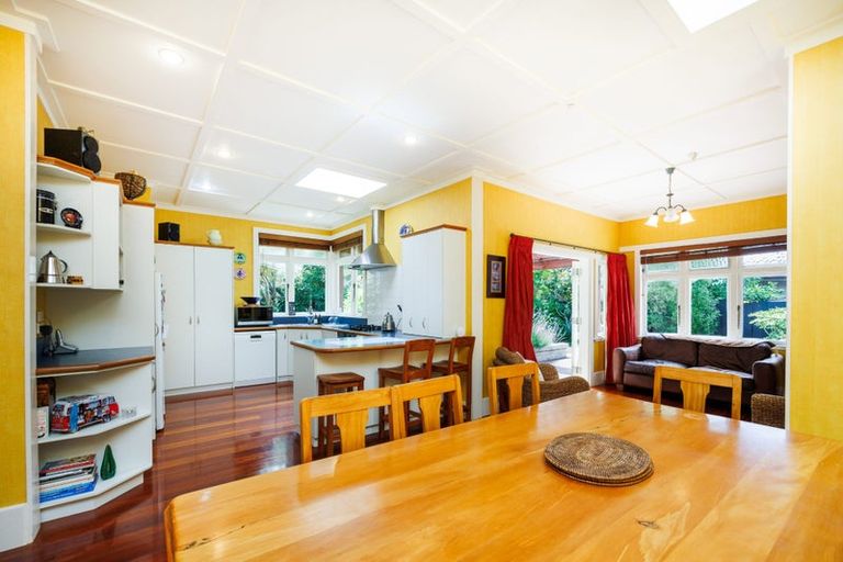 Photo of property in 41 Batt Street, West End, Palmerston North, 4410
