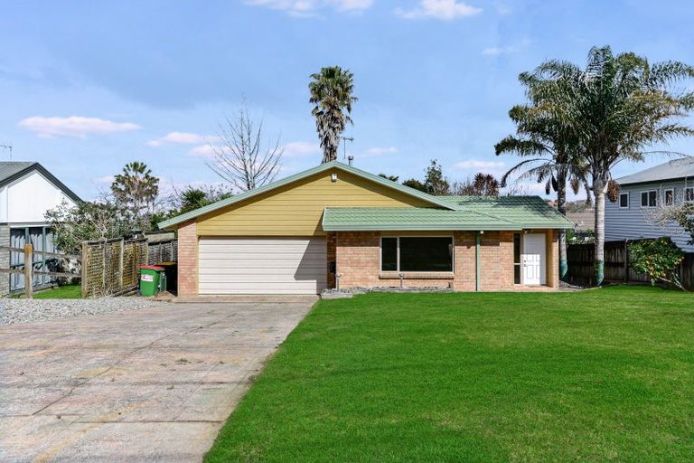 Photo of property in 215 Pukete Road, Pukete, Hamilton, 3200