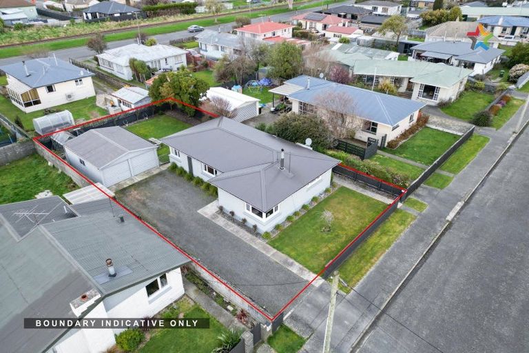 Photo of property in 143 Stobo Street, Grasmere, Invercargill, 9810