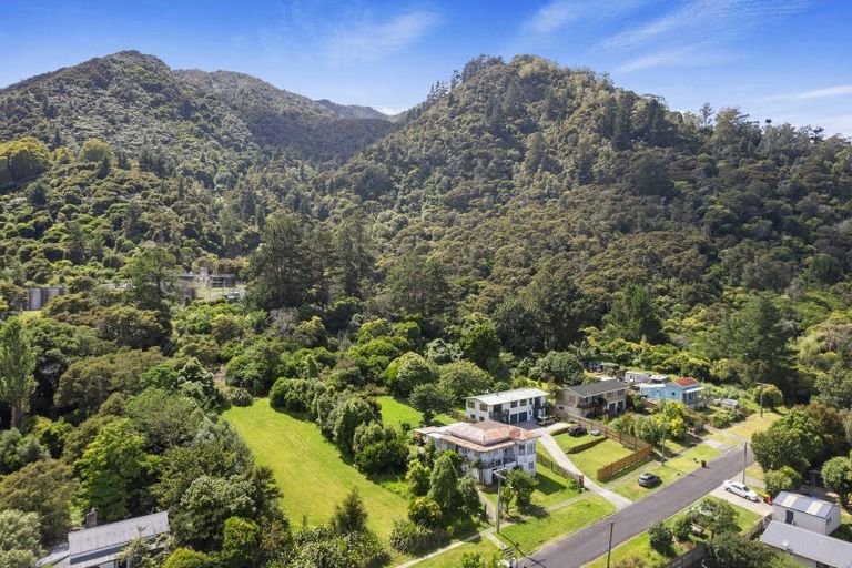Photo of property in 12 Puriri Street, Te Aroha, 3320