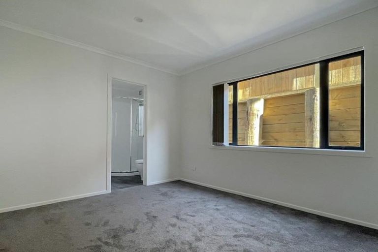 Photo of property in 4/11 Scotland Place, Hillcrest, Hamilton, 3216
