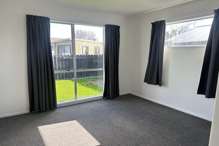 Photo of property in 65 Meadowvale Drive, Levin, 5510