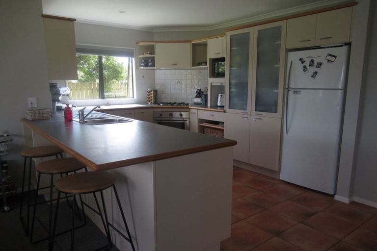 Photo of property in 62 Samwell Drive, Whitby, Porirua, 5024