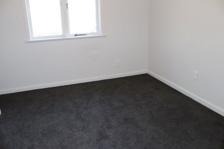 Photo of property in 579 East Coast Road, Browns Bay, Auckland, 0630