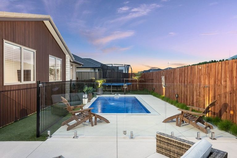 Photo of property in 3 Blacklock Road, Pyes Pa, Tauranga, 3112