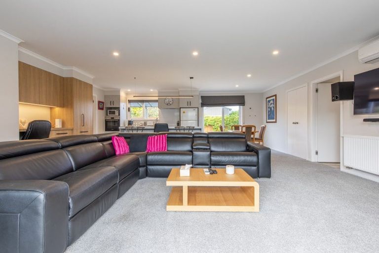 Photo of property in 11b Holyrood Terrace, Waipukurau, 4200