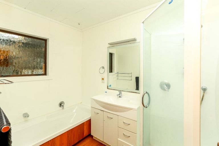 Photo of property in 6 Antonia Place, Bell Block, New Plymouth, 4312