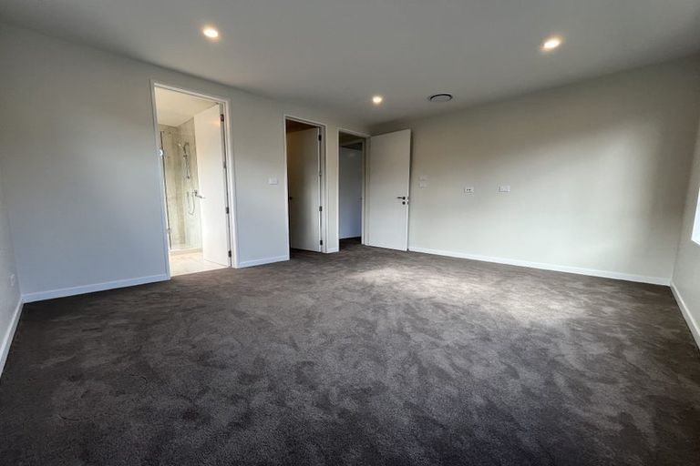 Photo of property in 13 Babos Avenue, Kumeu, 0810
