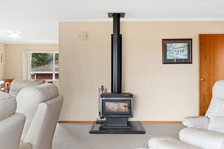 Photo of property in 62 Kawiu Road, Levin, 5510