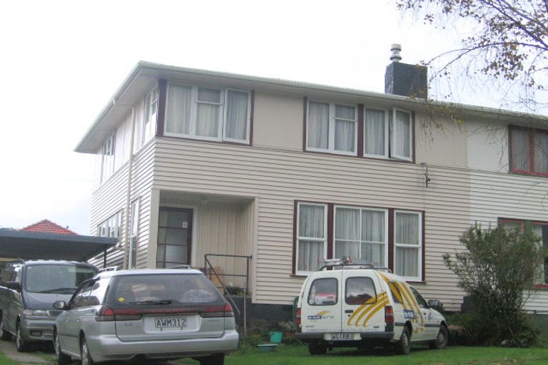 Photo of property in 6 Takatimu Way, Johnsonville, Wellington, 6037