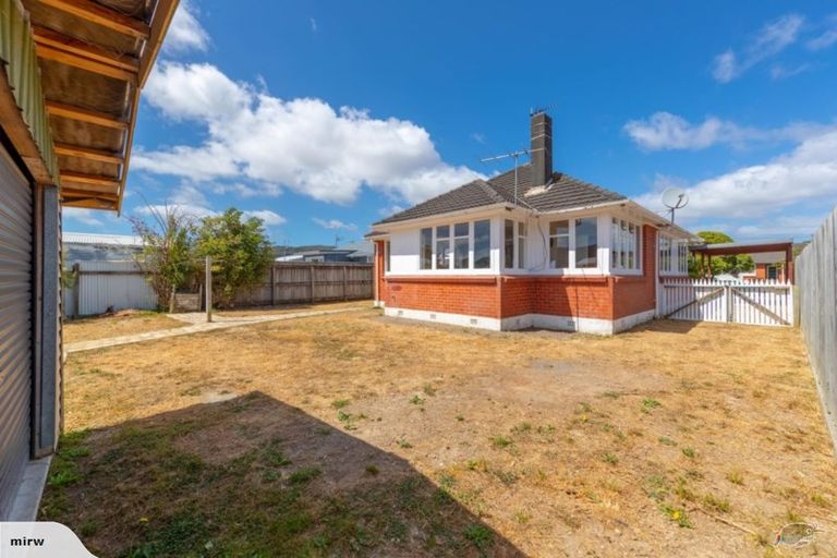 Photo of property in 15 Ngata Grove, Trentham, Upper Hutt, 5018