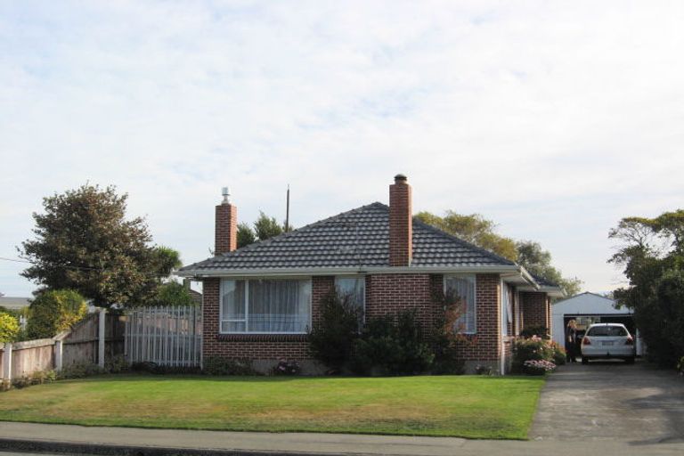 Photo of property in 14 Marshwood Place, Sockburn, Christchurch, 8042