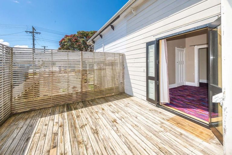 Photo of property in 3 Harper Street, Gonville, Whanganui, 4501