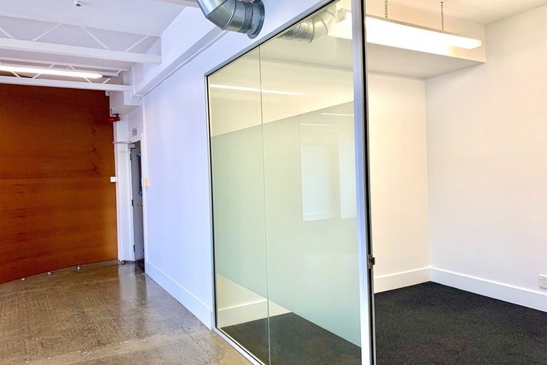 Photo of property in 1b/6 Kingdon Street, Newmarket, Auckland, 1023