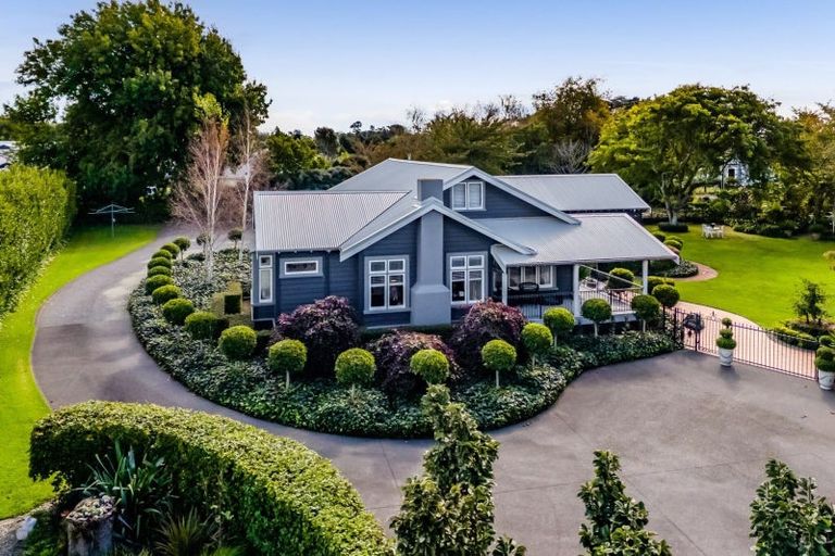 Photo of property in 500 Richmond Road, Lepperton, New Plymouth, 4373