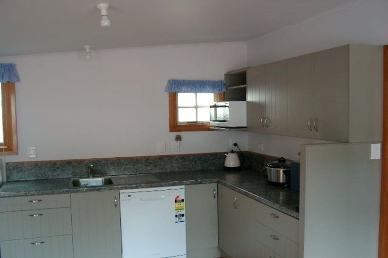 Photo of property in 17 Ascot Street, Thorndon, Wellington, 6011