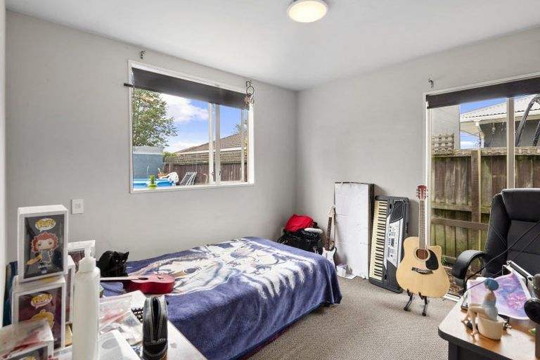 Photo of property in 2/726 Main North Road, Belfast, Christchurch, 8051