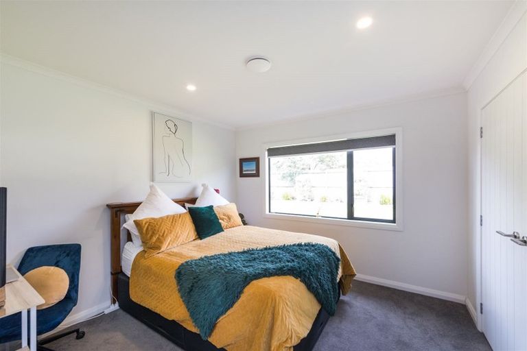 Photo of property in 24 Serenity Crescent, Kelvin Grove, Palmerston North, 4414